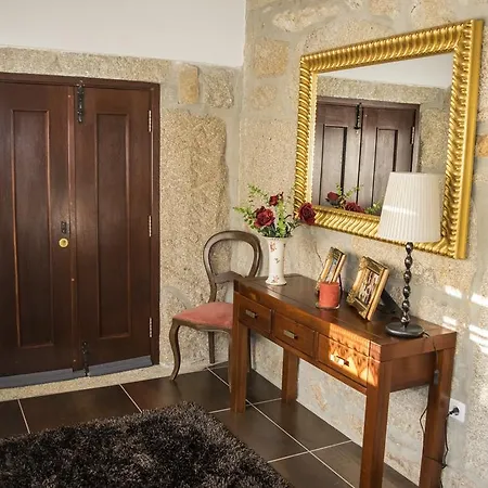 Casa Do Beijinho * Loureda